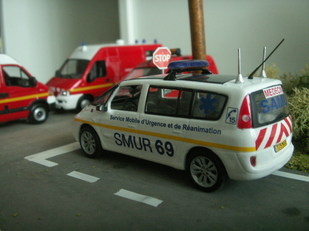 v&eacute;hicules de pompiers en miniatures : pict1374rb4.jpg